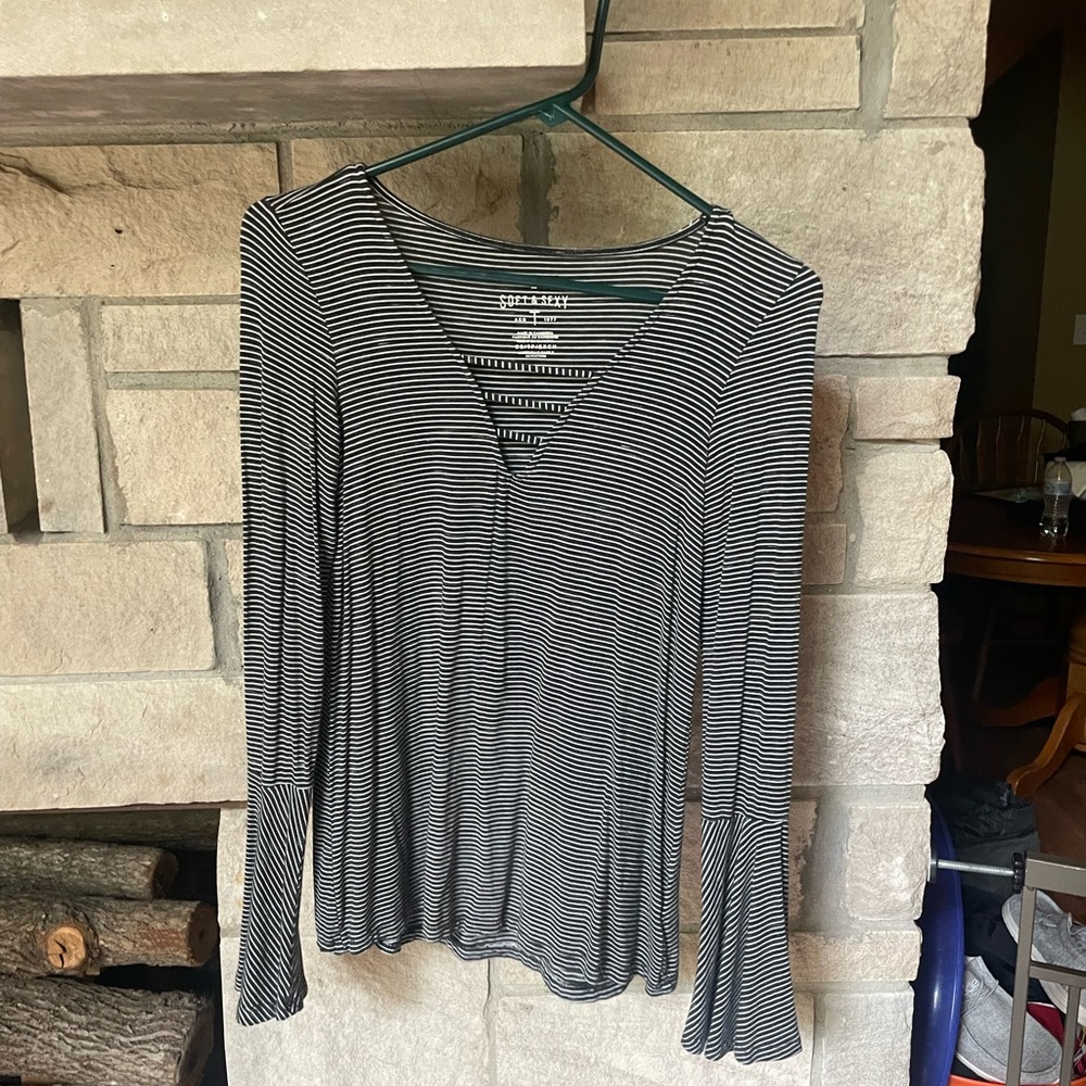 American Eagle Striped Long Sleeve